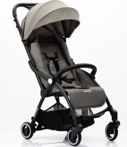 Hamilton By Yoop X1 Plus Buggy – Nieuw, Hoger, Uitgebreider 2023 Model – Premium Stroller Met One Hand Folding Technologie – Grijs – Lichte, Verstelbare En Wendbare Kinderwagen Met Vele Gemakken -Maxi-Cosi Winkel 1035x1200 2