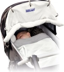 Dooky Universal Cover Zonnescherm Kinderwagen - Crème -Maxi-Cosi Winkel 1069x1200 2