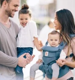 Ergobaby Omni 360 Cool Air Mesh Baby Draagzak - Oxford Blue -Maxi-Cosi Winkel 1126x1200