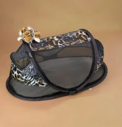 Deryan Baby Luxe Campingbedje – Inclusief Zelfopblaasbare Matras - Zoo -Maxi-Cosi Winkel 1156x1200 5