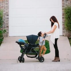 Joovy Caboose Graphite Stand On Tandem Buggy - Rood - Duo Buggy - Dubbele Buggy -Maxi-Cosi Winkel 1199x1200 5