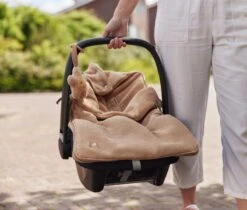 Jollein Voetenzak Voor Autstoel & Kinderwagen - Basic Knit - Biscuit -Maxi-Cosi Winkel 1200x1018 5