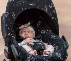 Dooky Seat Cover 0+ Autostoelhoes - Romantic Leaves Black 8 Dooky Seat Cover 0+ Autostoelhoes - Romantic Leaves Black -Maxi-Cosi Winkel 1200x1023