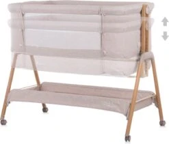Co-Sleeper Chipolino Wieg KOSSD0212MO Sweet Dreams Mocca/Wood Incl. Wielen -Maxi-Cosi Winkel 1200x1023 5
