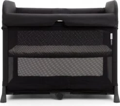 Bugaboo Campingbedje Stardust Black -Maxi-Cosi Winkel 1200x1065 2