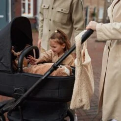 Jollein Luiertas Shopper 34x43cm Boucle - Naturel -Maxi-Cosi Winkel 1200x1200 1064