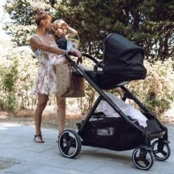 Deryan Evy Kinderwagen - Duo Kinderwagen - Uitbreidbaar - Inclusief Reiswieg - Zwart -Maxi-Cosi Winkel 1200x1200 1181