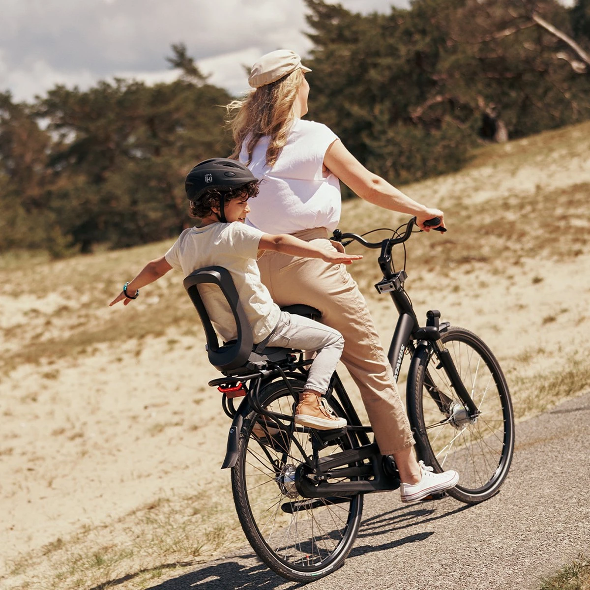 Urban Iki Junior Fietszitje - Black 5 Urban Iki Junior Fietszitje - Black - Image 5