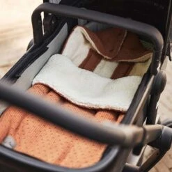 Jollein Voetenzak Voor Autostoel & Kinderwagen - Bliss Knit - Caramel -Maxi-Cosi Winkel 1200x1200 1606