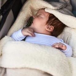 Jollein Voetenzak Voor Autostoel & Kinderwagen - Bliss Knit - Nougat -Maxi-Cosi Winkel 1200x1200 1619