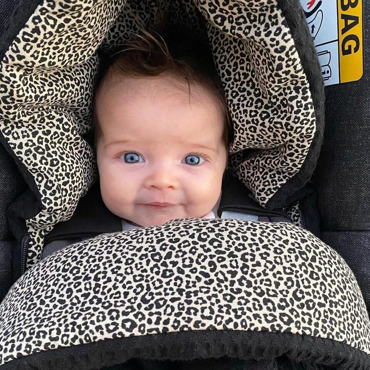 Ukje Voetenzak Baby Autostoel - Universeel - Geschikt Voor Maxi Cosi Cybex Doona - Superzacht Katoen - Zwart Wafel - Luipaard 5 Ukje Voetenzak Baby Autostoel - Universeel - Geschikt Voor Maxi Cosi Cybex Doona - Superzacht Katoen - Zwart Wafel - Luipaard - Image 5