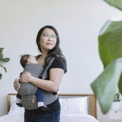 Tula Free To Grow - Draagzak Baby - Forever - Zwart Wit - Ergonomisch -Maxi-Cosi Winkel 1200x1200 1715