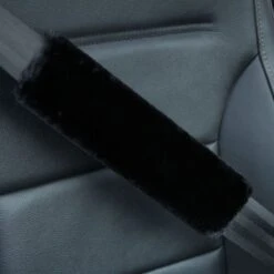 Hazlö Luxe Gordelhoezen - Extra Zacht - Schouderhoezen - Gordelkussen - Auto Gordel Beschermer - Gordel Beschermer - Gordelhoes - 2 Stuks - Zwart 9 Hazlö Luxe Gordelhoezen - Extra Zacht - Schouderhoezen - Gordelkussen - Auto Gordel Beschermer - Gordel Beschermer - Gordelhoes - 2 Stuks - Zwart -Maxi-Cosi Winkel 1200x1200 509