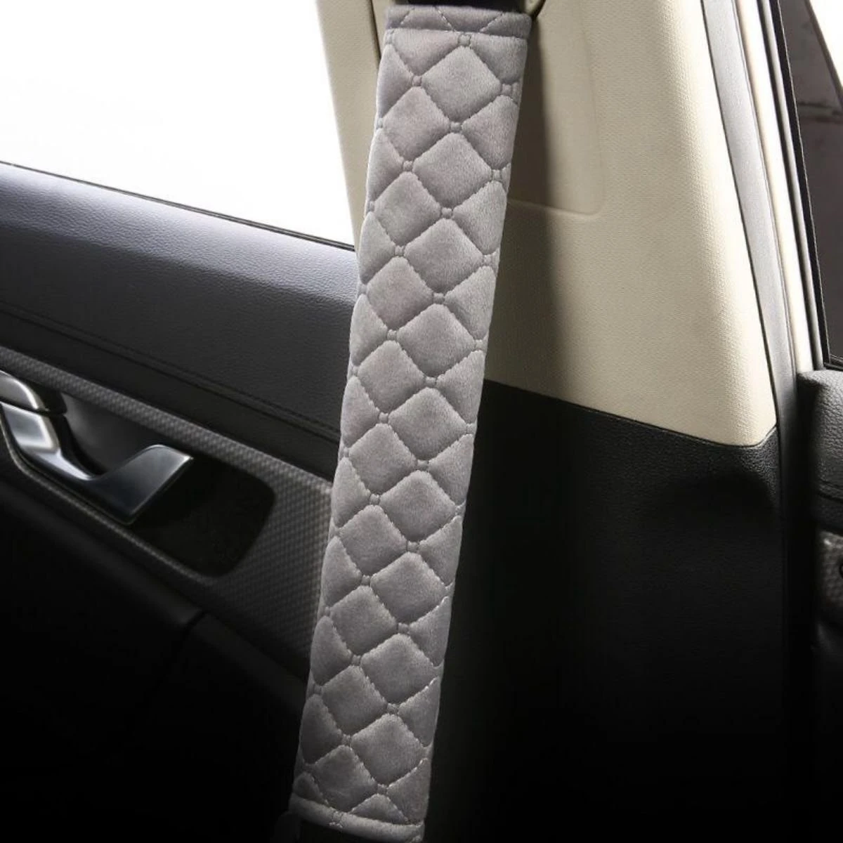 Hazlö Luxe Gordelhoezen - Checkered - Auto Gordel Beschermer - Schouderhoezen - Gordelkussen - Gordelhoes - 2 Stuks - Grijs 4 Hazlö Luxe Gordelhoezen - Checkered - Auto Gordel Beschermer - Schouderhoezen - Gordelkussen - Gordelhoes - 2 Stuks - Grijs - Image 4