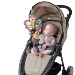 Playgro Activiteitenspeeltje Vlinder - Hangspeeltje - Knuffeldier 13 Playgro Activiteitenspeeltje Vlinder - Hangspeeltje - Knuffeldier -Maxi-Cosi Winkel 1200x1200 597