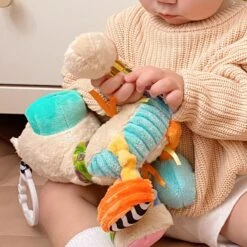 Playgro Activiteitenvriend Lama Lupe 14 Playgro Activiteitenvriend Lama Lupe -Maxi-Cosi Winkel 1200x1200 672