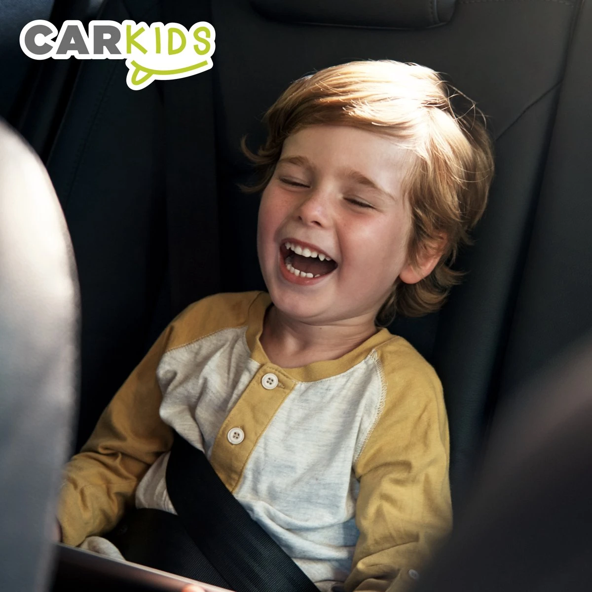 Carkids Auto Zitverhoger Grijs | Autostoeltje Groep 2-3 | Kinderen Van 3,5-12 Jaar | 15-36 Kg 7 Carkids Auto Zitverhoger Grijs | Autostoeltje Groep 2-3 | Kinderen Van 3,5-12 Jaar | 15-36 Kg - Image 7