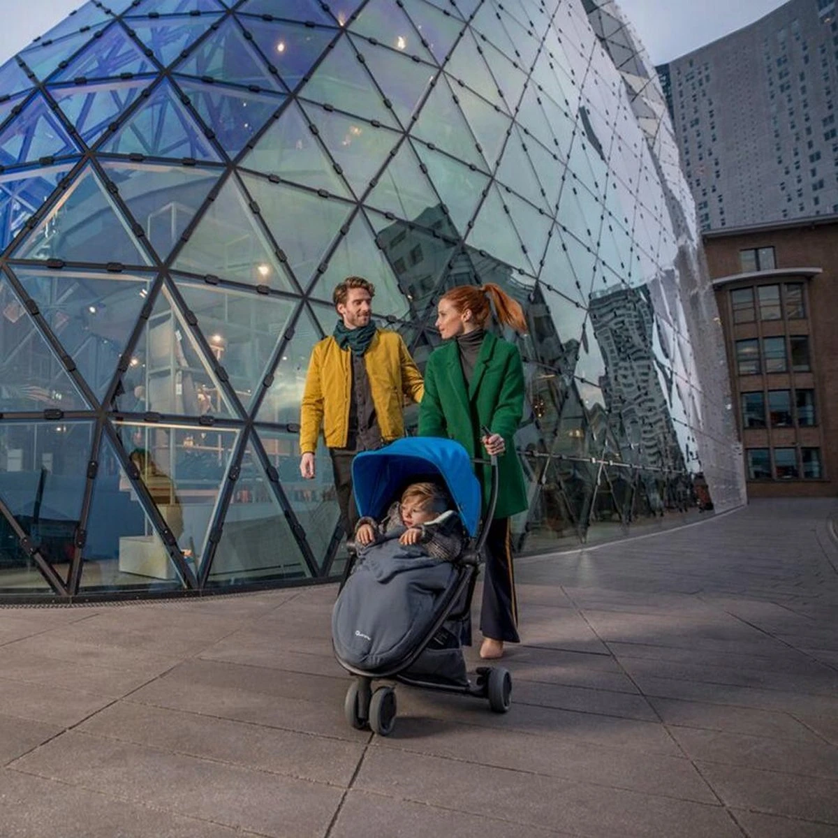 Quinny Zapp Flex Buggy - Black On Black 10 Quinny Zapp Flex Buggy - Black On Black - Image 10