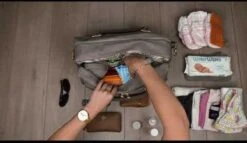 Grote Luiertas Double Zip Satchel Chestnut Redwood - Kunstleer - 42 Cm Breed -Maxi-Cosi Winkel 1200x695