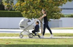 Carbebe Roller Plus Meerijdplankje Universeel - Zwart -Maxi-Cosi Winkel 1200x788 2