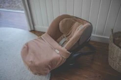 Koeka Royan Autostoel Deken 0+ - Lichtbruin -Maxi-Cosi Winkel 1200x799 50