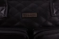 Kidzroom Vision Of Love Luiertas - Zwart - Verschoonmatje - Verstelbare Schouderband 23 Kidzroom Vision Of Love Luiertas - Zwart - Verschoonmatje - Verstelbare Schouderband -Maxi-Cosi Winkel 1200x800 107