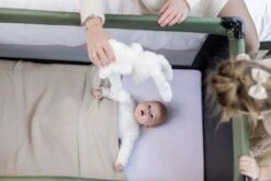 Qute Campingbed Q-sleep Olijfgroen/zwart -Maxi-Cosi Winkel 1200x800 123