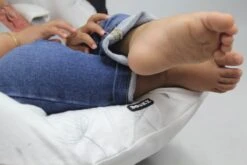 Dooky Seat Cover 0+ Autostoelhoes Dandelion -Maxi-Cosi Winkel 1200x800 15