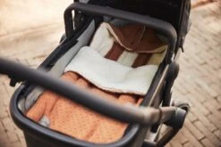 Jollein Voetenzak Voor Autostoel & Kinderwagen - Bliss Knit - Caramel -Maxi-Cosi Winkel 1200x800 168
