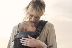 BabyBjörn Draagzak Harmony - 3D Mesh - Zwart 15 BabyBjörn Draagzak Harmony - 3D Mesh - Zwart -Maxi-Cosi Winkel 1200x800 221