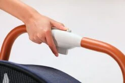 WOOSH New Buggy - Sand / Black - One Hand Folding - 3 Slaapstanden - Wandelwagen Tot 25 Kg - Regenhoes - Bekerhouder - Muggennet -Maxi-Cosi Winkel 1200x800 93