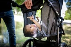 Hauck Sportwagen Runner 2 Zwart -Maxi-Cosi Winkel 1200x802