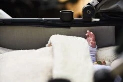 Jollein Voetenzak Voor Autostoel & Kinderwagen - Bliss Knit - Nougat -Maxi-Cosi Winkel 1200x804 4