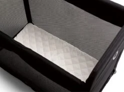 Bugaboo Campingbedje Stardust Black -Maxi-Cosi Winkel 1200x898 5