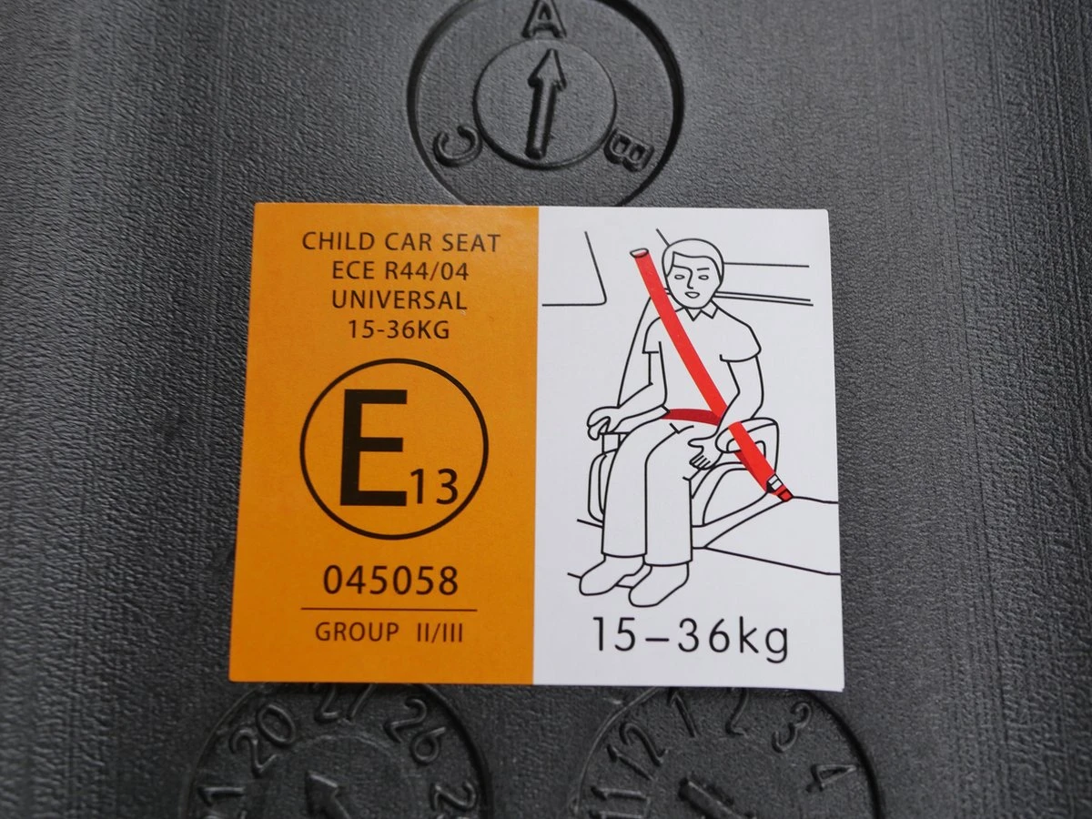 Zitverhoger Auto - Stoelverhoger - Autostoel - Booster - Zwart 7 Zitverhoger Auto - Stoelverhoger - Autostoel - Booster - Zwart - Image 7