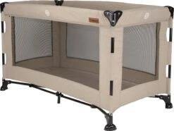 Reisbed Novi Baby® Nora Luxe Sand/Black -Maxi-Cosi Winkel 1200x906 4