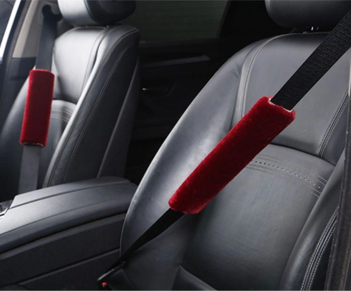 Hazlö Luxe Gordelhoezen - Extra Zacht - Schouderhoezen - Gordelkussen - Auto Gordel Beschermer - Gordel Beschermer - Gordelhoes - 2 Stuks - Rood 4 Hazlö Luxe Gordelhoezen - Extra Zacht - Schouderhoezen - Gordelkussen - Auto Gordel Beschermer - Gordel Beschermer - Gordelhoes - 2 Stuks - Rood - Image 4