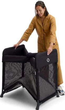 Bugaboo Campingbedje Stardust Black -Maxi-Cosi Winkel 708x1200 2