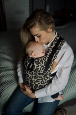 Pure Baby Love - Draagzak - Cross & Go - Panter Zwart - Maat 44/50 - 74 -Maxi-Cosi Winkel 798x1200 10