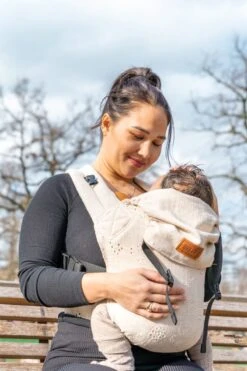 ByKay - Draagzak - Click Carrier Classic - Linnen Lace - Organic Linnen -Maxi-Cosi Winkel 799x1200 33