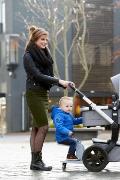 Kid-Sit Meerijdplankje Universeel - Zwart 6 Kid-Sit Meerijdplankje Universeel - Zwart -Maxi-Cosi Winkel 799x1200 8