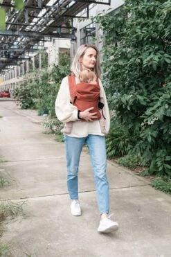 ByKay - Draagzak - Click Carrier Classic - Linnen Rusty Brown -Maxi-Cosi Winkel 800x1200 121