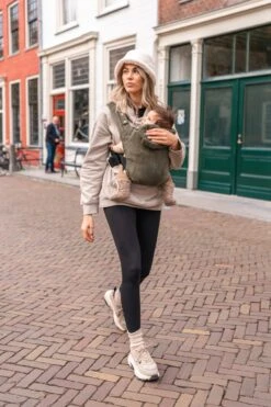 ByKay - Draagzak - Click Carrier Classic - Moss Green 8 ByKay - Draagzak - Click Carrier Classic - Moss Green -Maxi-Cosi Winkel 800x1200 129