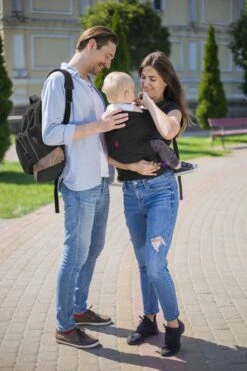 Praktische Draagzak Baby - Zwart - Babydrager - Buikdrager En Rugdrager - Opbergtas Inbegrepen -Maxi-Cosi Winkel 800x1200 140