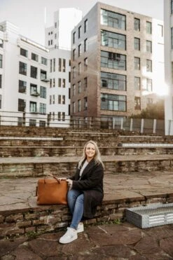 Snoozzz Luiertas Luxe Verzorgingstas – Inclusief Uitneembare Tas Organizer Met Thermovak, Stroller Hooks En Verschoningsmatje - Cognac -Maxi-Cosi Winkel 800x1200 60