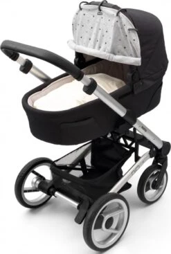 Dooky Universal Cover Zonnescherm Kinderwagen - Light Grey Crowns -Maxi-Cosi Winkel 808x1200