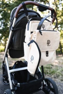 Deryan Luiertas Rugzak Met Verschoonmatje - Inclusief Flessenwarmhouder - Kinderwagenhaken En Isoleervak - Cream -Maxi-Cosi Winkel 810x1200 4