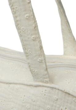 Jollein Shopper Embroidery - Ivory -Maxi-Cosi Winkel 830x1200 15