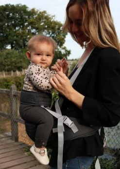 Deryan Pack Light Luxe Heupdrager - Ergonomische Draagzak + Opbergvakjes Grijs -Maxi-Cosi Winkel 855x1200 6