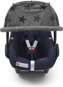 Dooky Universal Cover Zonnescherm Kinderwagen - Grey Stars 21 Dooky Universal Cover Zonnescherm Kinderwagen - Grey Stars -Maxi-Cosi Winkel 873x1200 1